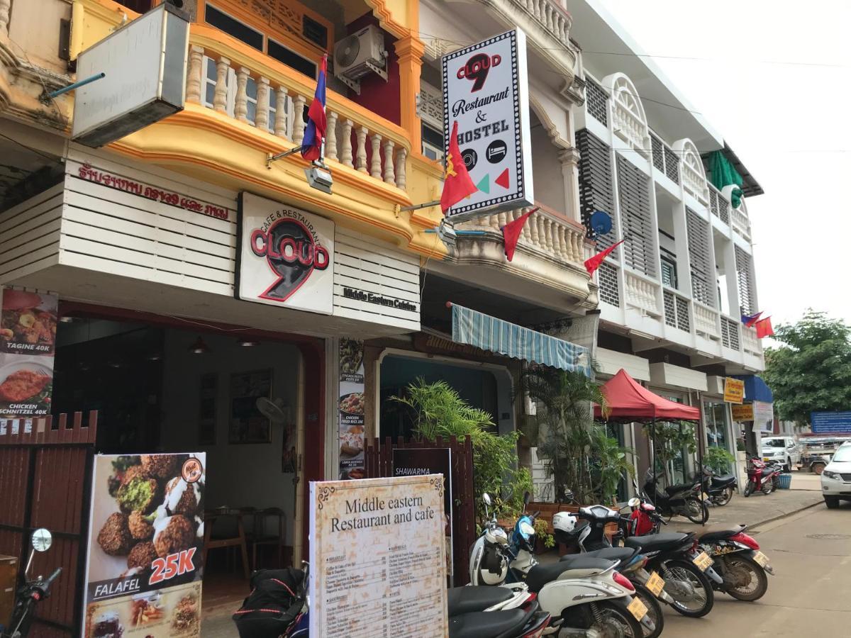 Cloud 9 Hostel Pakse Esterno foto